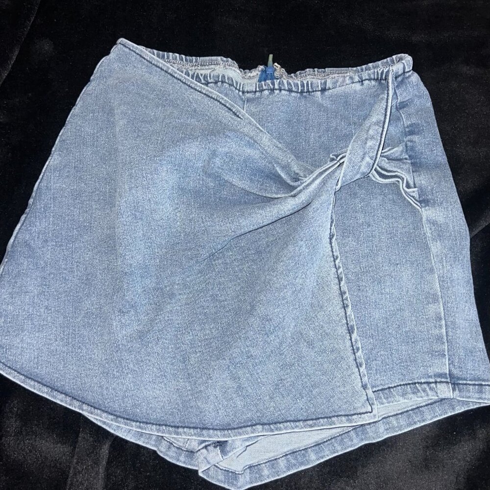 skirt short